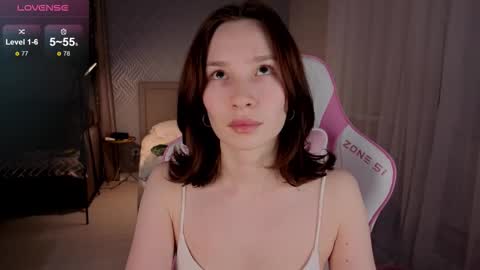 Snapshot of foxyoly chatting on March 25, 2026, 12:16 am Oly online show from March 25, 2026, 12:16 am