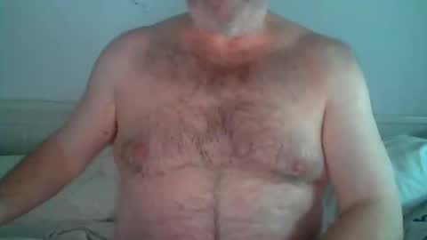 Snapshot of foyett chatting on November 26, 2025, 1:23 pm foyett online show from November 26, 2025, 1:23 pm