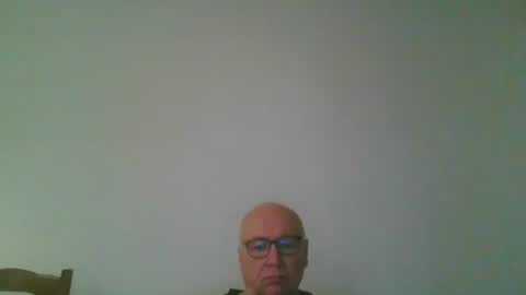 Snapshot of fra94 chatting on January 1, 2025, 5:00 pm fra94 online show from January 1, 2025, 5:00 pm