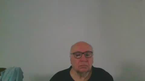 Snapshot of fra94 chatting on May 25, 2026, 12:33 pm fra94 online show from May 25, 2026, 12:33 pm