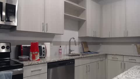 Snapshot of fragilemasochist chatting on February 1, 2025, 4:56 am Angel online show from February 1, 2025, 4:56 am