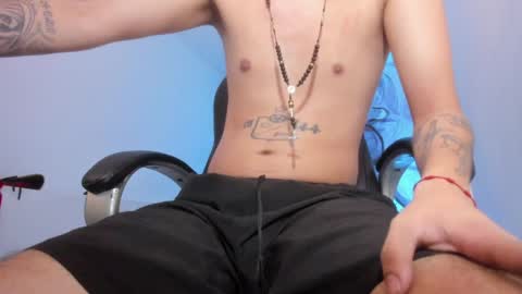 Snapshot of fran_boy_ chatting on June 2, 2026, 3:30 am Fran online show from June 2, 2026, 3:30 am