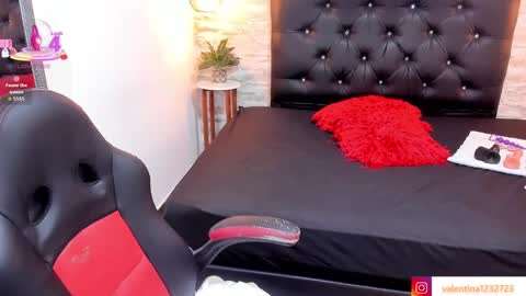          online show from September 12, 2025, 3:06 am