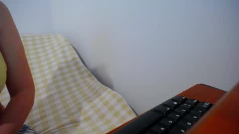 franceskcaa online show from February 18, 2025, 6:37 pm