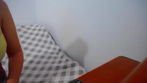 franceskcaa online show from November 17, 2025, 5:46 am