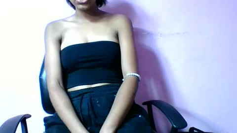 Snapshot of francia333068 chatting on June 7, 2026, 5:38 pm francia333068 online show from June 7, 2026, 5:38 pm