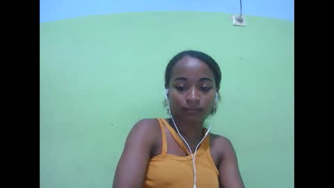 francine925426 online show from January 18, 2026, 9:51 pm