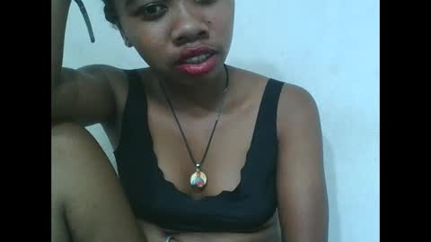 Snapshot of francinealdy chatting on November 22, 2025, 6:29 pm francinealdy online show from November 22, 2025, 6:29 pm