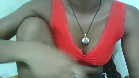 Snapshot of francinealdy chatting on December 17, 2025, 5:02 am francinealdy online show from December 17, 2025, 5:02 am