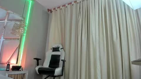 francis_20 online show from March 13, 2026, 1:07 pm