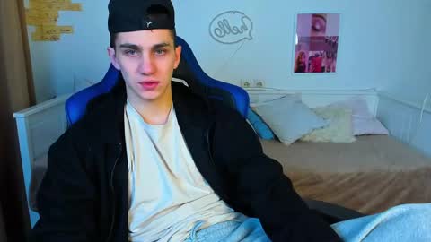 Frank online show from February 15, 2025, 5:09 am