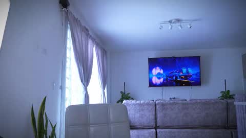 Frank Farrell. Hey remember to give me a thumbs up Ty online show from March 8, 2026, 6:34 pm