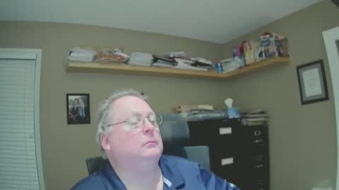 Snapshot of frankie6207 chatting on January 8, 2025, 7:13 am frankie6207 online show from January 8, 2025, 7:13 am