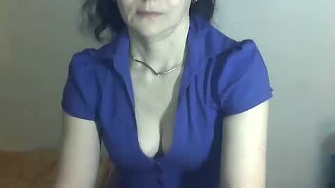frankieteasing online show from May 3, 2026, 12:49 am