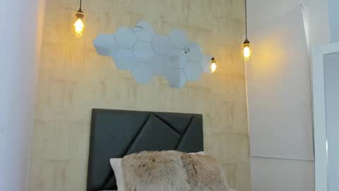 Fransheska online show from February 28, 2025, 10:17 pm