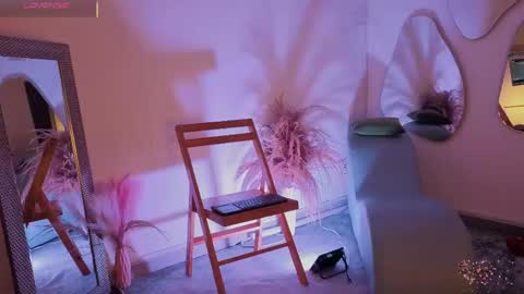 Fransheska online show from March 17, 2026, 12:08 pm