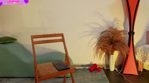 Fransheska online show from June 8, 2026, 11:32 am