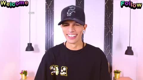 Franvill trato online show from September 24, 2025, 7:28 pm