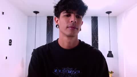 Franvill trato online show from October 28, 2025, 7:16 pm