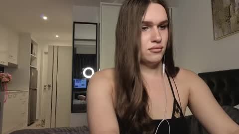I am franzeva  online show from June 9, 2026, 1:01 pm