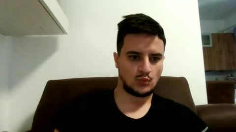 Snapshot of fraromeo2 chatting on December 28, 2024, 8:58 am fraromeo2 online show from December 28, 2024, 8:58 am