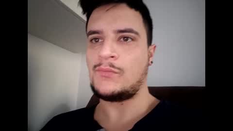 Snapshot of fraromeo2 chatting on January 4, 2025, 10:38 am fraromeo2 online show from January 4, 2025, 10:38 am