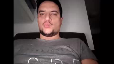 Snapshot of fraromeo2 chatting on March 1, 2025, 7:08 am fraromeo2 online show from March 1, 2025, 7:08 am