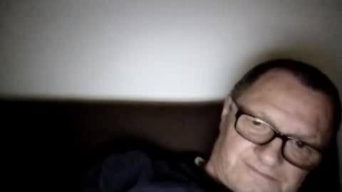 Wolfi online show from October 23, 2025, 11:42 am