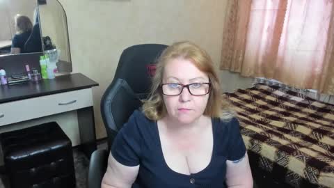 Snapshot of fraumartha chatting on February 14, 2025, 8:21 am FrauMartha online show from February 14, 2025, 8:21 am