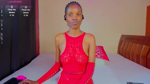 Nessa-Independent model online show from September 15, 2025, 5:07 am