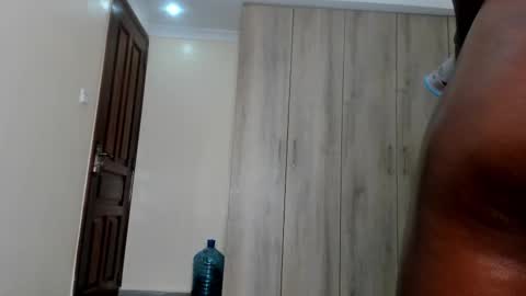 Snapshot of freaky_bad_girl chatting on February 14, 2025, 10:25 pm Sandra online show from February 14, 2025, 10:25 pm