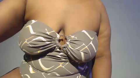 freaky slut5 online show from October 29, 2025, 6:20 pm