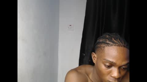 freakyslut30 online show from February 4, 2025, 10:13 pm