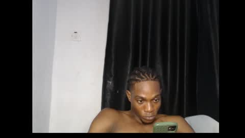 freakyslut30 online show from February 6, 2025, 3:16 am