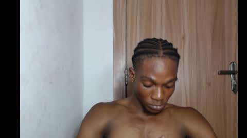 freakyslut30 online show from March 5, 2025, 9:04 pm