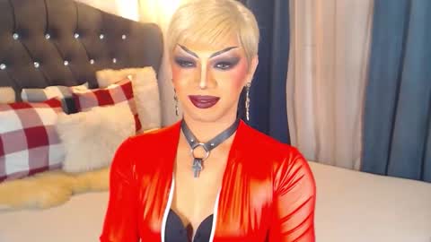 FREAKY ZIZI online show from January 14, 2026, 8:03 pm