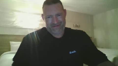 Snapshot of fred177771558049 chatting on October 9, 2025, 5:38 am fred177771558049 online show from October 9, 2025, 5:38 am