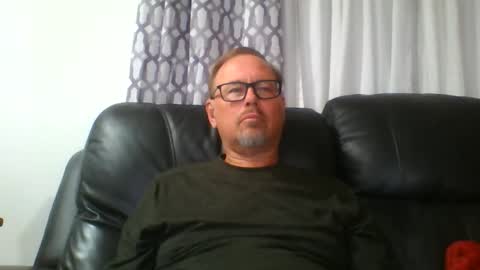 Just  Fred online show from June 7, 2026, 4:05 am