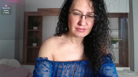 frederica_ online show from January 30, 2025, 12:06 pm