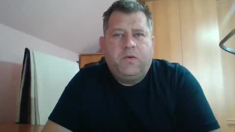 Snapshot of freeboy80180 chatting on December 8, 2024, 8:41 am freeboy80180 online show from December 8, 2024, 8:41 am