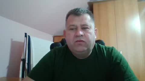 Snapshot of freeboy80180 chatting on December 15, 2024, 8:30 am freeboy80180 online show from December 15, 2024, 8:30 am