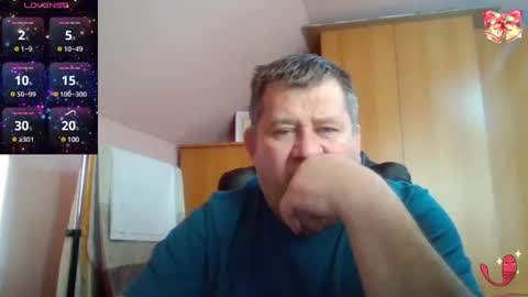 Snapshot of freeboy80180 chatting on January 13, 2025, 1:39 pm freeboy80180 online show from January 13, 2025, 1:39 pm