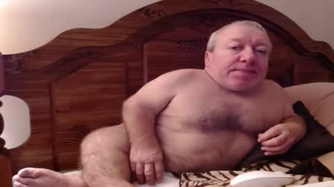 Cute Lil Man online show from October 25, 2025, 7:49 am