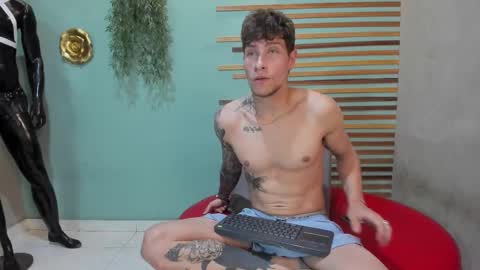 Xavier online show from November 3, 2025, 7:15 pm