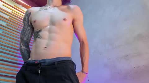 Xavier online show from December 3, 2025, 7:23 pm