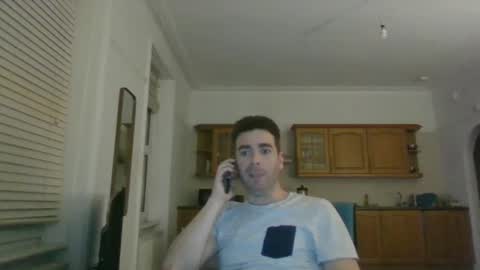 Snapshot of frenchbdmaninlondon chatting on December 4, 2024, 5:11 pm Horny Paul online show from December 4, 2024, 5:11 pm