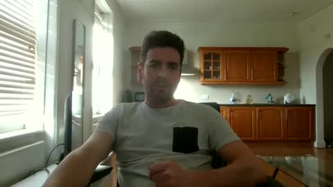 Snapshot of frenchbdmaninlondon chatting on December 16, 2024, 1:00 pm Horny Paul online show from December 16, 2024, 1:00 pm