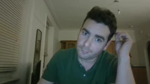 Snapshot of frenchbdmaninlondon chatting on January 1, 2025, 8:04 pm Horny Paul online show from January 1, 2025, 8:04 pm