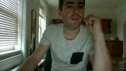 Snapshot of frenchbdmaninlondon chatting on January 22, 2025, 2:46 pm Horny Paul online show from January 22, 2025, 2:46 pm