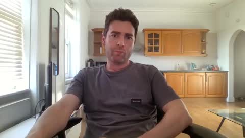 Snapshot of frenchbdmaninlondon chatting on March 9, 2025, 4:44 pm Horny Paul online show from March 9, 2025, 4:44 pm